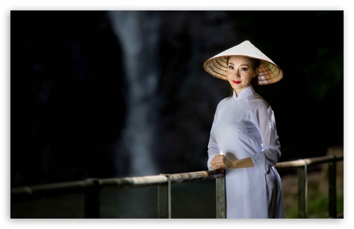 Traditional Costume of Vietnam UltraHD Wallpaper for UHD 16:9 ; HD 16:9 ; UltraWide 21:9 24:10 32:9 32:10 ; Widescreen 16:10 5:3 ; Fullscreen 4:3 5:4 3:2 ; Tablet 1:1 ; Mobile 9:16 9:19.5 9:20 9:21 9:22 10:16 2:3 3:5 3:4 ; Dual 16:10 5:3 16:9 4:3 5:4 3:2 ;