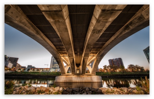 Under Rich Street Bridge UltraHD Wallpaper for UHD 16:9 ; HD 16:9 ; Widescreen 16:10 5:3 ; Fullscreen 4:3 5:4 3:2 ; Tablet 1:1 ; Mobile 9:16 2:3 3:5 3:4 ;