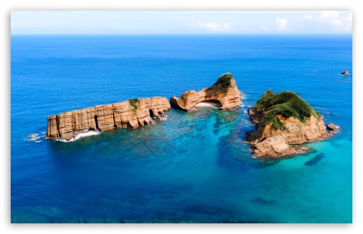 Uninhabited Island UltraHD Wallpaper for UHD 16:9 ; HD 16:9 ; UltraWide 21:9 24:10 32:9 32:10 ; Widescreen 16:10 5:3 ; Fullscreen 4:3 5:4 3:2 ; Tablet 1:1 ; Mobile 9:16 9:19.5 9:20 10:16 2:3 3:5 3:4 ; Dual 16:10 5:3 16:9 4:3 5:4 3:2 ;