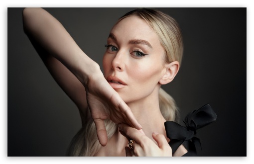 Vanessa Kirby Portrait Photoshoot UltraHD Wallpaper for UHD 16:9 ; HD 16:9 ; UltraWide 21:9 24:10 ; Widescreen 16:10 5:3 ; Fullscreen 4:3 5:4 3:2 ; Tablet 1:1 ; Mobile 9:16 9:19.5 9:20 10:16 2:3 3:5 3:4 ;