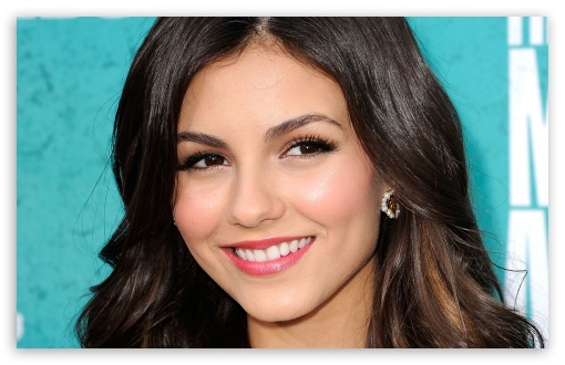 Victoria Justice UltraHD Wallpaper for Widescreen 16:10 ;