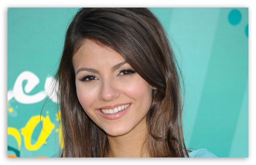 Victoria Justice UltraHD Wallpaper for Widescreen 16:10 ;