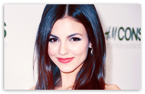 Victoria Justice UltraHD Wallpaper for Widescreen 16:10 ;