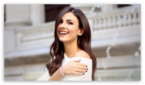 Victoria Justice Smiling UltraHD Wallpaper for HD 16:9 ;