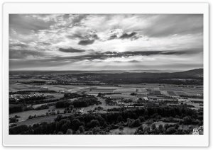 Viewpoint Black and White Ultra HD Wallpaper for 4K UHD Widescreen desktop, tablet & smartphone