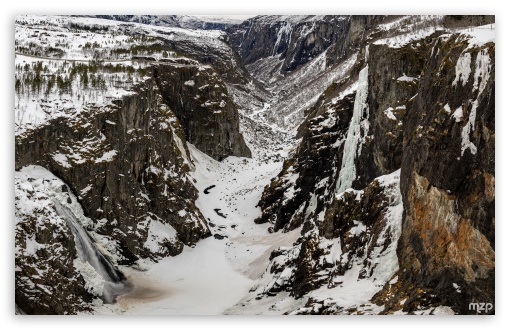 Voringfossen Waterfall, Norway, Winter, Nature UltraHD Wallpaper for UHD 16:9 ; HD 16:9 ; UltraWide 21:9 24:10 32:9 32:10 ; Widescreen 16:10 5:3 ; Dual 16:10 5:3 16:9 4:3 5:4 3:2 ;