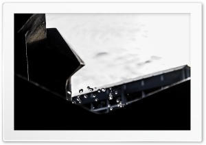 Water drops Ultra HD Wallpaper for 4K UHD Widescreen desktop, tablet & smartphone