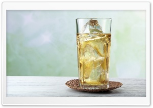 water on the table 4K UHD Wallpaper for Widescreen and UltraWide Desktop, UltraHD TV, Smartphone, Tablet