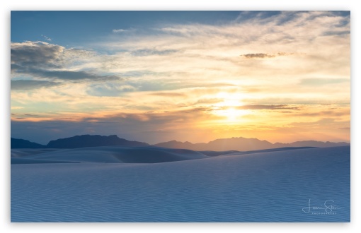 White Desert before Sunset UltraHD Wallpaper for UHD 16:9 ; HD 16:9 ; UltraWide 21:9 24:10 32:9 32:10 ; Widescreen 16:10 5:3 ; Fullscreen 4:3 5:4 3:2 ; Tablet 1:1 ; Dual 16:10 5:3 16:9 4:3 5:4 3:2 ;