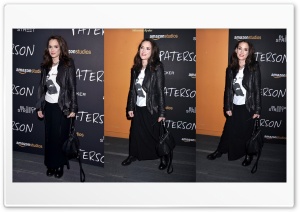Winona Ryder At Patterson Screening 4K UHD Wallpaper for Widescreen and UltraWide Desktop, UltraHD TV, Smartphone, Tablet