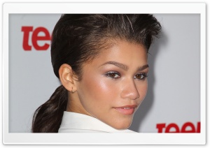 Zendaya Coleman Ultra HD Wallpaper for 4K UHD Widescreen Desktop, Lockscreen, Screensaver, TV, Tablet, Smartphone