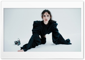 Zoe Bleu For Numero Netherlands 2026 4K UHD Wallpaper for Widescreen and UltraWide Desktop, UltraHD TV, Smartphone, Tablet